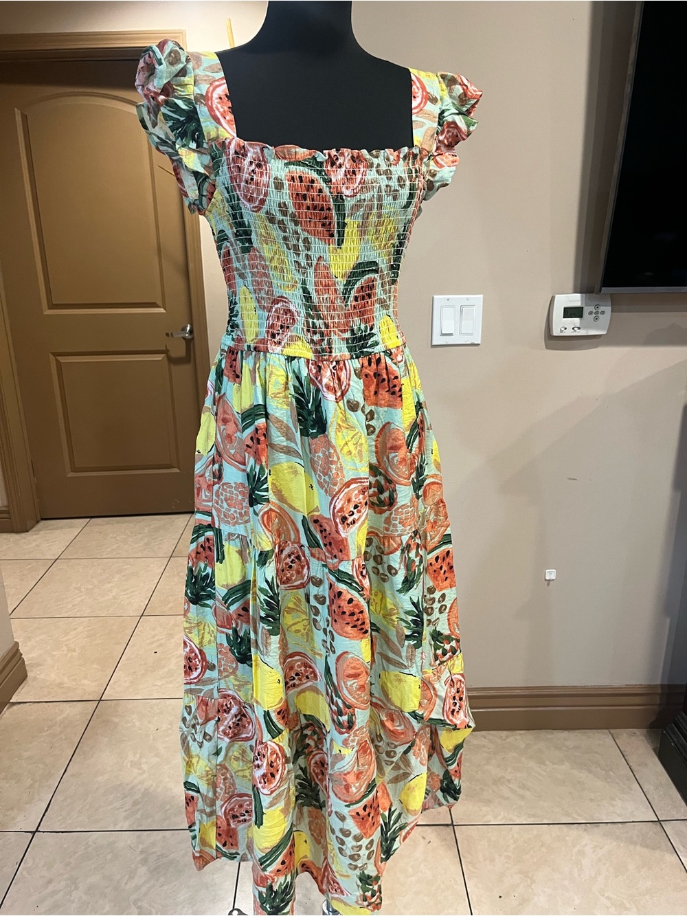 Smocked Square-Neck Maxi Dress in Yellow & Coral Tropical Print - Picture 2 of 7